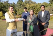 मुख्यमंत्री धामी के नेतृत्व में उत्तराखंड में रेल अवसंरचना को नई गति, पूर्ण व प्रगतिरत परियोजनाओं की समीक्षा