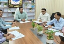 Big News : प्रधानमंत्री आवास योजना कार्य … 45 दिन में आधारभूत सुविधाएं पूरे करने के निर्देश … सचिव आवास डॉ. आर. राजेश कुमार ने की समीक्षा, एजेंसियों को तय समयसीमा में काम पूरा करने का दिया आदेश